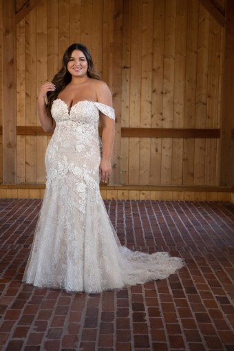 Essense of Australia Plus Style #D3374 #0 default (IVIV-PL) Ivory Lace & Tulle over Ivory Gown w Porcelain Tulle Plunge thumbnail
