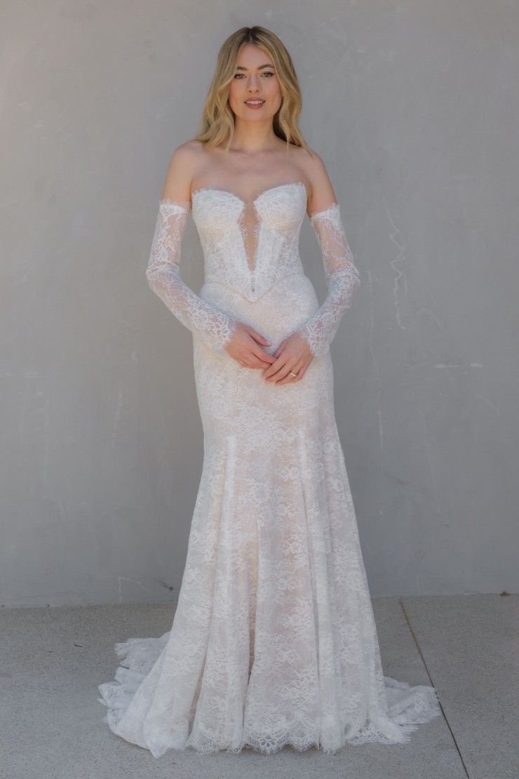 wtoo lace wedding dress Junah size 10 Sample Sale Gown by WTOO by Watters Ivory & Beau Wedding Boutique