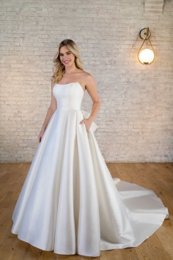 Stella York Style #7711S #0 default (IV-PL) Ivory Gown w Porcelain Tulle Illusion thumbnail
