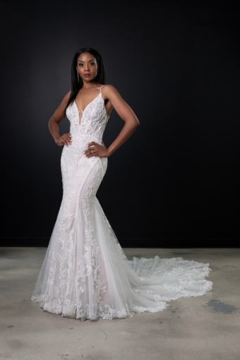 Martina Liana Style #ML1713 #0 default (IVRM-PL) Ivory Lace & Tulle over Rum Gown w Porcelain Tulle Plunge thumbnail