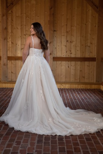 Essense of Australia Plus Style #D3402 #3 default (IV-BC) Ivory Lace Tulle and Regal Organza over Biscotti Gown thumbnail