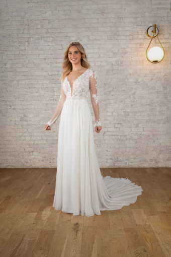 Stella York Plus Style #7699 #2 (IV-PL) Ivory Gown w Porcelain Tulle Plunge thumbnail